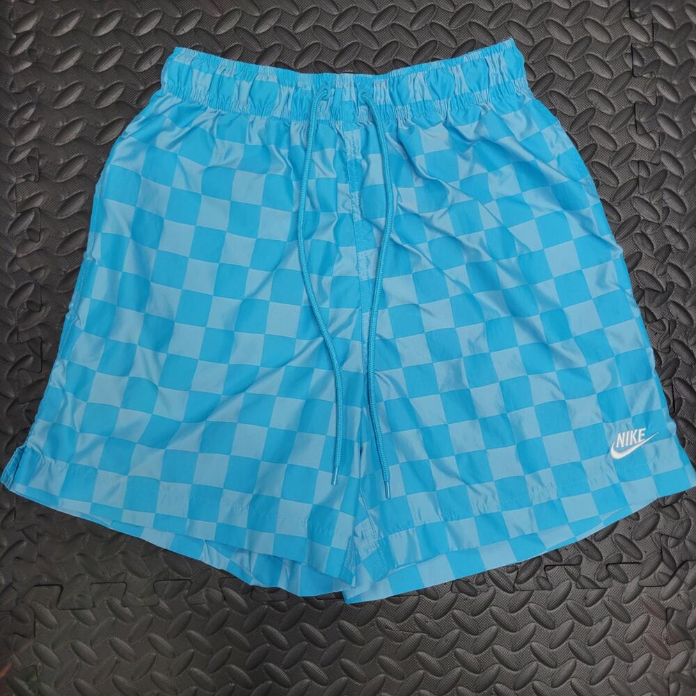 Nike Club Flow Checkered Shorts Men’s Small Blue Athletic Streetwear Activewear